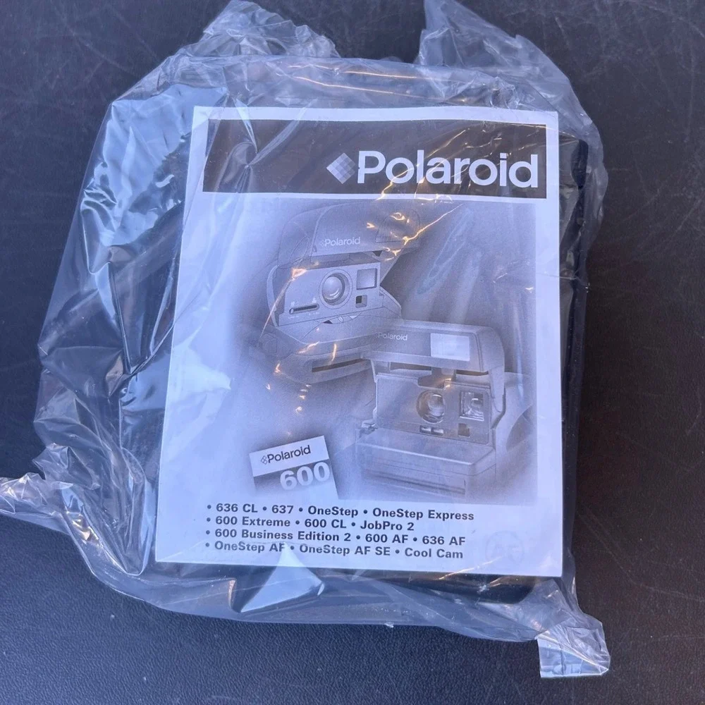 Polaroid‎ 600 OneStep Camera Vintage Y2K Retro Tech Instant Film w Box Manual